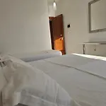 Hotel Rooms For Rent In Saranda
